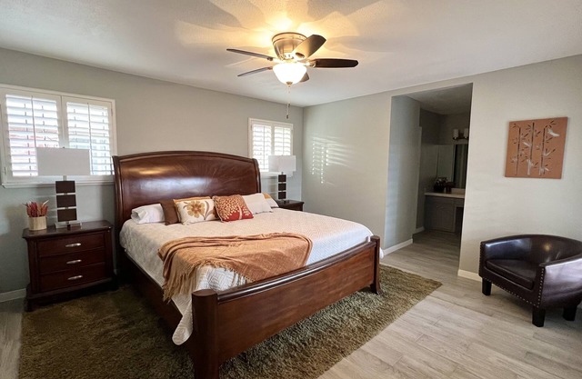 Newly renovated 3 bedroom/ 2 bathroom home in El Paso, TX. 5 min. from airport.
