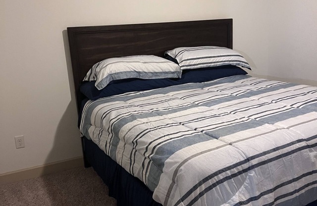 A lovely and well spaced one bedroom with a pool view