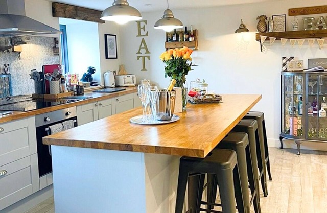 A luxury cottage retreat on the edge of The Dales - Cowling, North Yorkshire