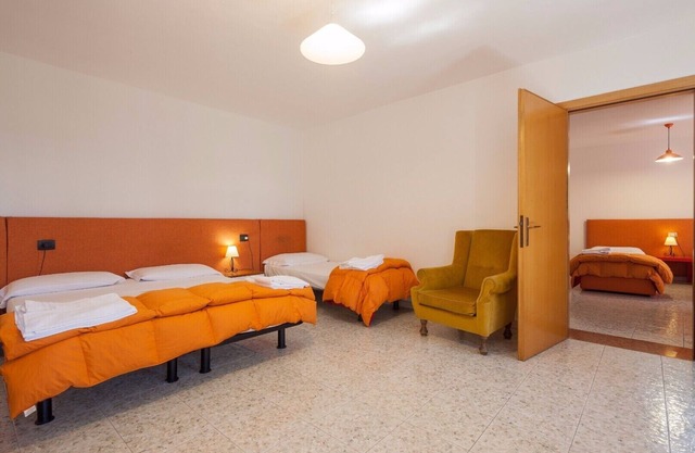 una antigua posada que es un hito italiano ... a unos 200 años "3 Suite"