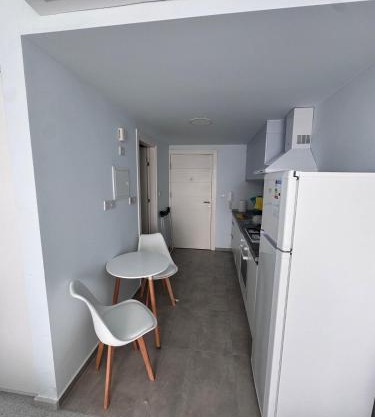 A peaceful apartment with sea views