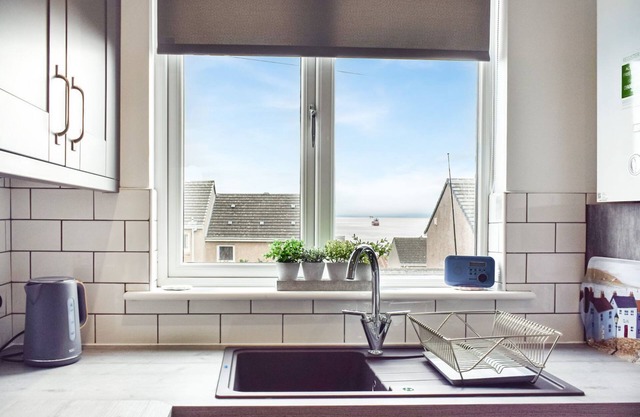 1 bedroom accommodation in Dysart, near Kirkcaldy