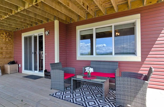 A place full of character and charm-Gateway to Canadian Rockies