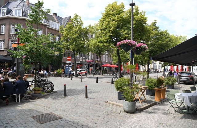 A Place - Leeuwenstraat 20