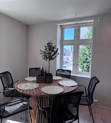 A Place To Stay Stavanger, apartment 5 - Quality and free parking-