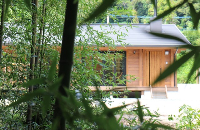 A playground for adults to enjoy the great nature / Iki Nagasaki