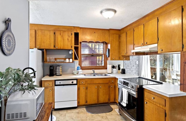 A Pleasant Home in Garner