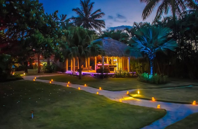 A quiet room on a sandy beach…