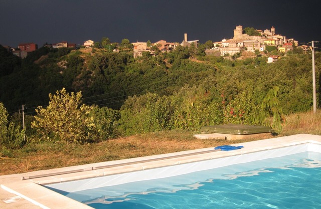 A relaxing holiday in the hills with a swimming pool