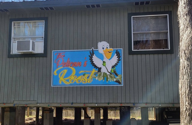 A rustic house on beautiful Caddo lake. Great fishing and kayaking and much more