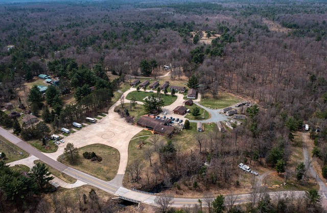 A short walk outside your cabin you can enjoy a great meal and at the Riviera Pub and Grill