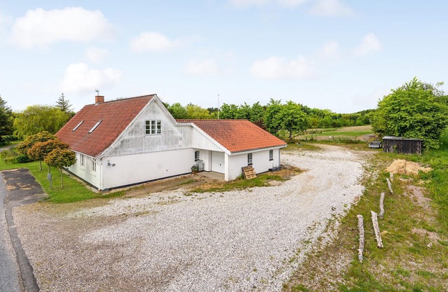 Alojamiento de 4 habitaciones en Rønnede