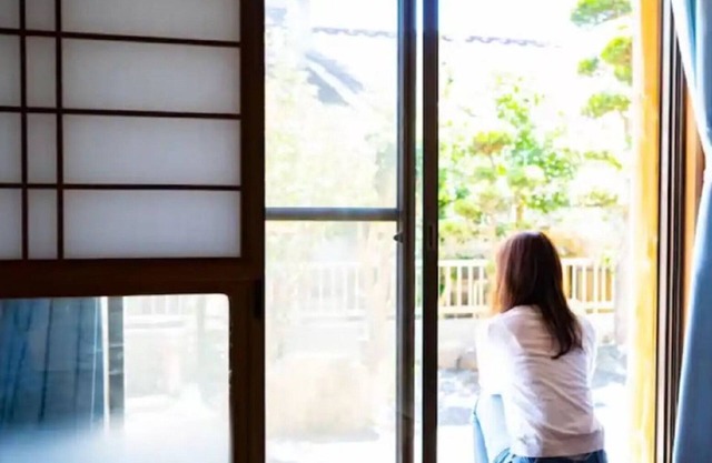 A spacious house that can be rented out in its ent / Uki Kumamoto