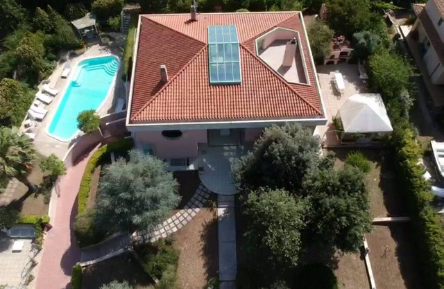 Casa / Villa / Chalet - Cagliari