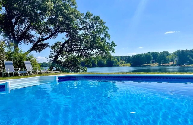A stunning four-season escape!