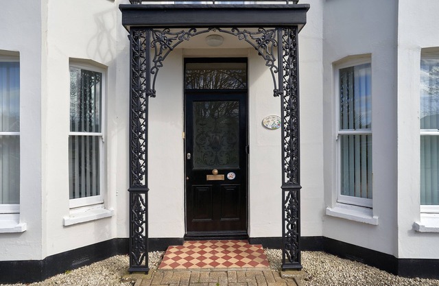 A Stunning Ground Floor Apartment