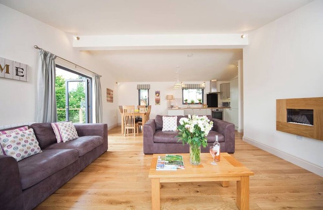 Alojamiento de 3 habitaciones en West Tanfield