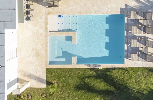 A stylish Villa to make your vaction base.