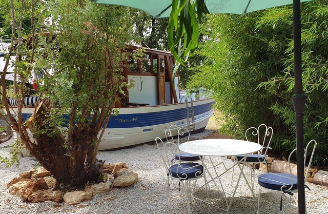 A trawler in the vineyards