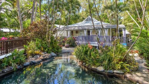 A Tropical Treat - Sea Level Port Douglas
