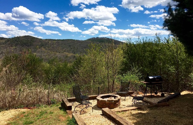 A View From Above | Dog Friendly w/ Screened in Porch and Hot Tub, Near Helen GA
