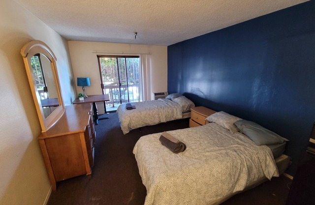 (A07) LA Spacious Double Bed Suite