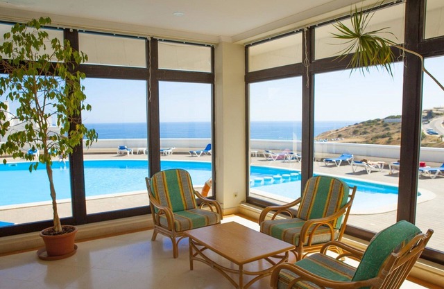A08 - Magnolia Sea View Apartment