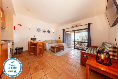 A11 - MarinaPark Hill Beach Apartment