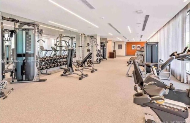 A1606B Cozy Lil' place in Downtown Doral