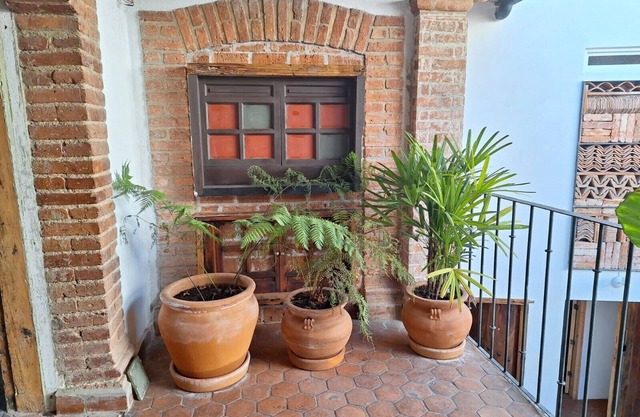 A2 100-year-old house in downtown Valle de Bravo, beautifully remodeled.