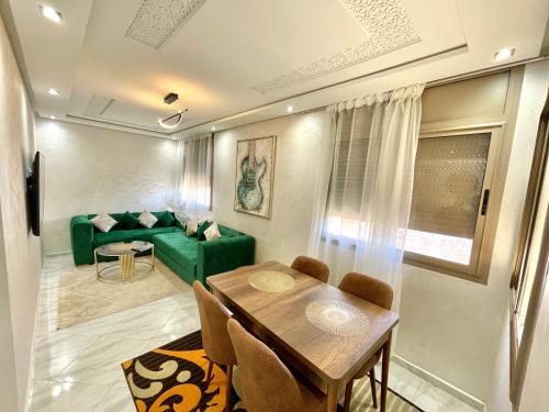 A2 Luxe Moderne et Confort à Temara, 10 min de Hay Riad