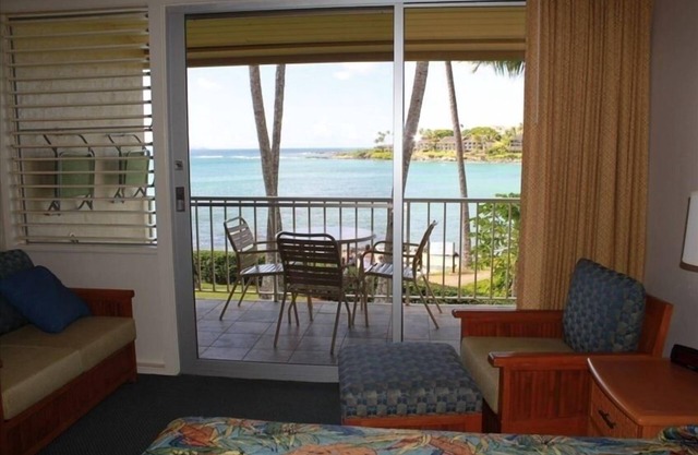 Vista espectacular Napili Shores A205, frente al mar en la bahía de Napili