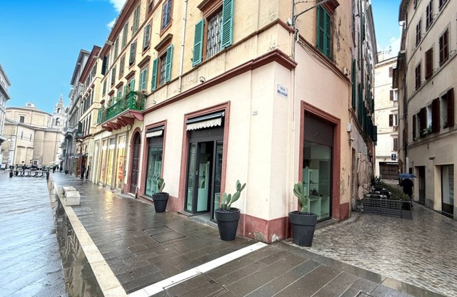 A42 - Ancona, two-room apartment in the center