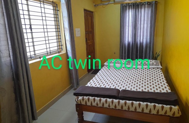 AADWIKA HOME STAY