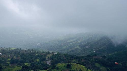 Aakaar Valley,Mahabaleshwar