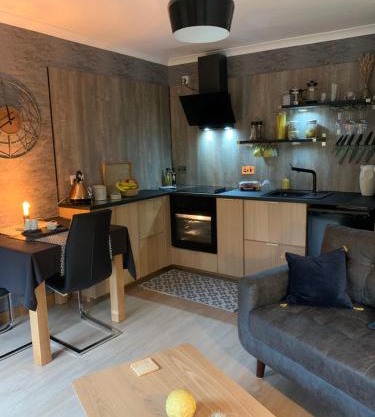 Aaron's Bothy