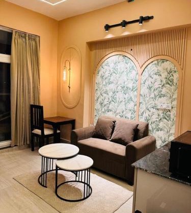 Aatha Luxury Suites With Pool