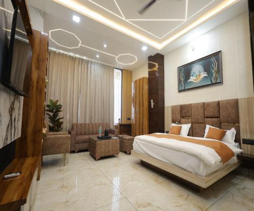 Aayu Residency