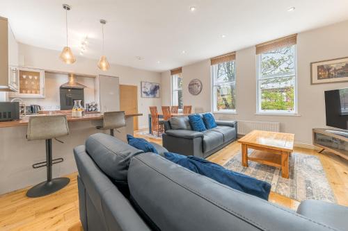 Abbey Apartments Modern ApartHotel for Tourists & Professionals