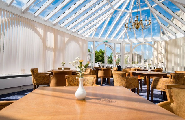 Abbey Lawn Hotel