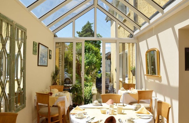 Abbey Lodge