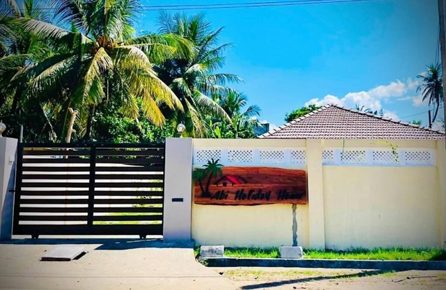 Abbi Holidays - Jaffna Luxurious Villa