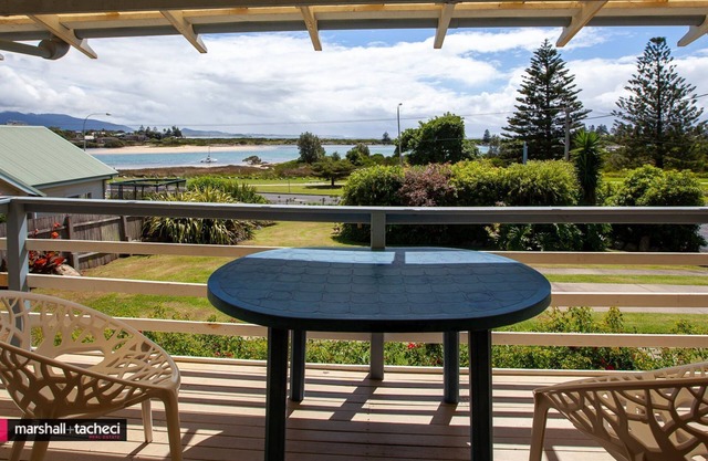 ABERDEEN 1: 112 Lamont Street -Views, excelente estacionamiento para botes