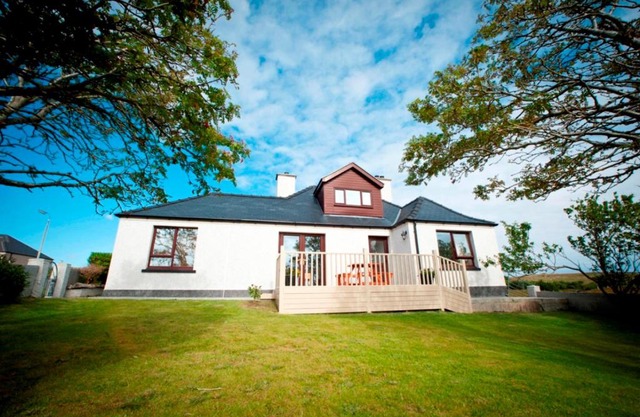 Abhainn Cottage
