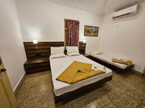 Abhiraj cottage matheran