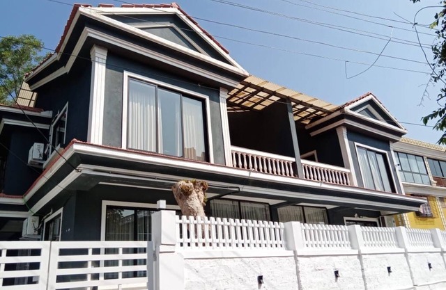 Abode Bungalow 05