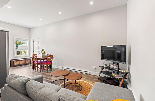 Above it all - 2 Bed, Lower Suite on Silver Star