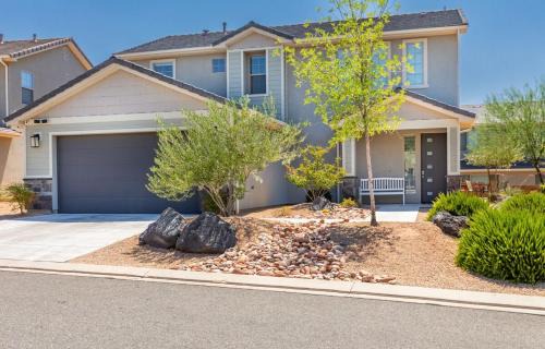 Above Parr - Pet Friendly New Listing