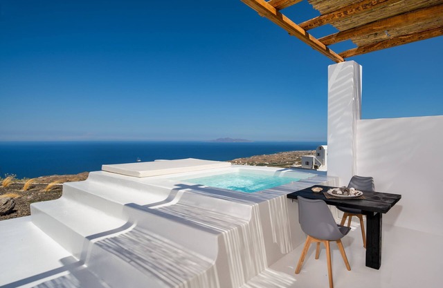 Abrazo Villas