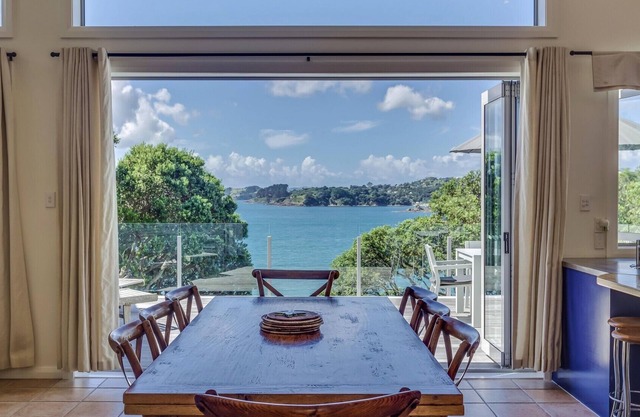 Absolute Beachfront Oneroa